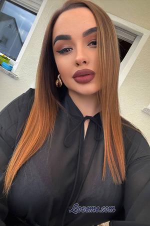 223075 - Nataliia Edad: 28 - Ucrania