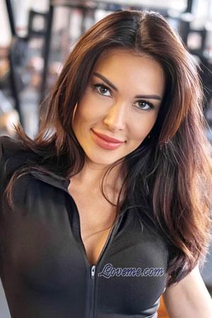 223855 - Liliia Edad: 38 - Russia