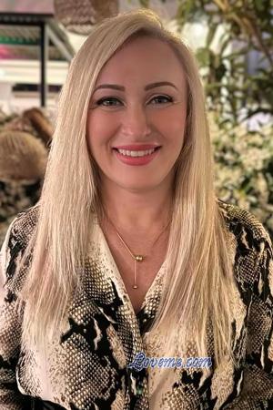 224244 - Tetiana Edad: 52 - Ucrania