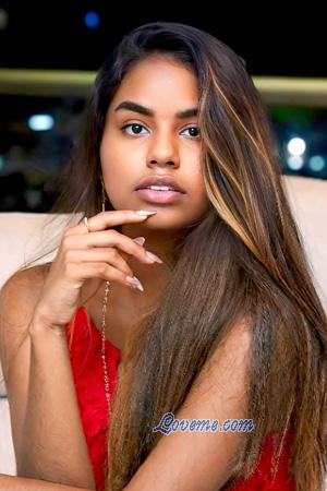 224707 - Jibelys Edad: 18 - Colombia