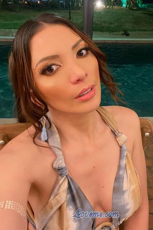 225432 - Laura Edad: 34 - Colombia