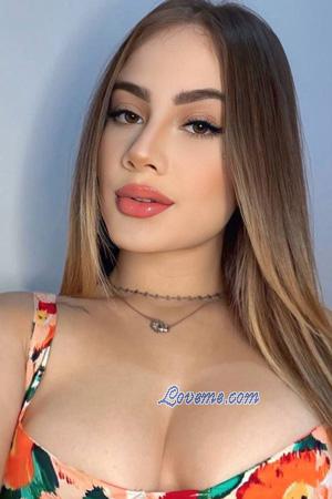 226004 - Estefany Edad: 22 - Brazil