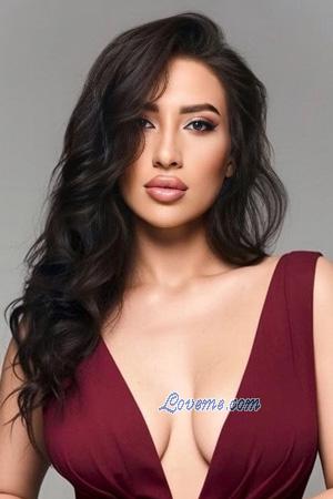 226149 - Karolina Edad: 21 - Ucrania