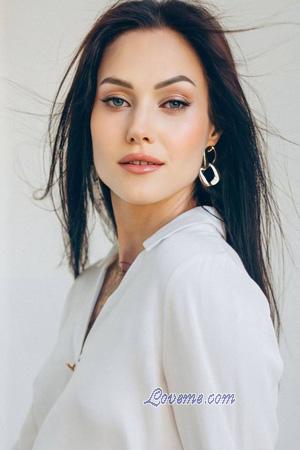 226540 - Dariia Edad: 35 - Ucrania