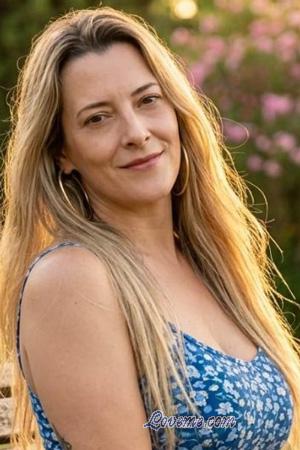 227120 - Claudia Edad: 49 - Colombia