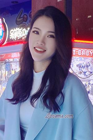 227906 - Shan Edad: 24 - China