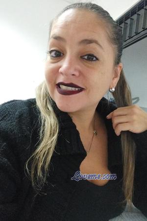 228969 - Karla Edad: 40 - Costa Rica