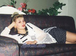 50520 - Elena Edad: 48 - Rusia