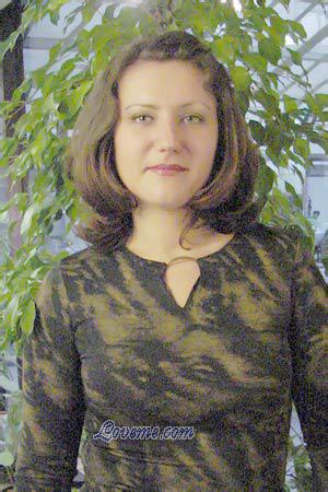 51054 - Natalia Edad: 37 - Rusia