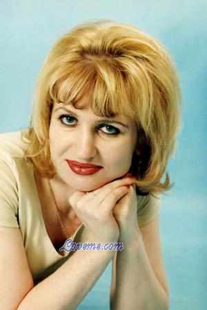 51689 - Irina Edad: 39 - Rusia