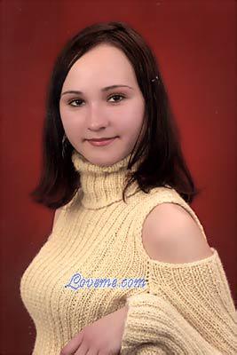 51826 - Oksana Edad: 28 - Rusia