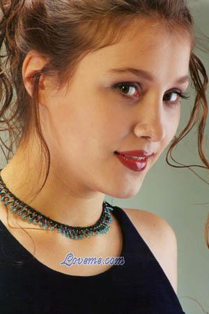 51911 - Yana Edad: 29 - Ucrania