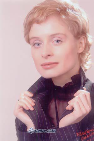 52128 - Vera Edad: 39 - Rusia