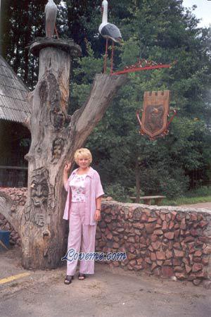 52351 - Valentina Edad: 59 - Rusia