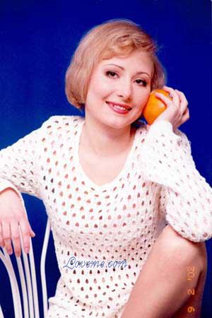 53211 - Irina Edad: 26 - Russia