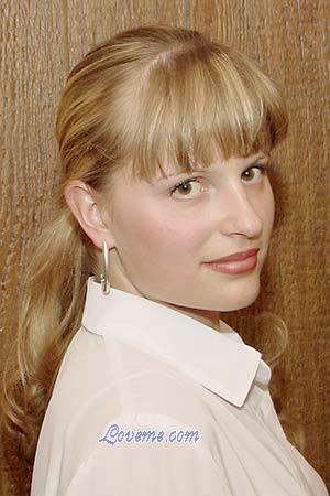 54285 - Anastasia Edad: 29 - Rusia