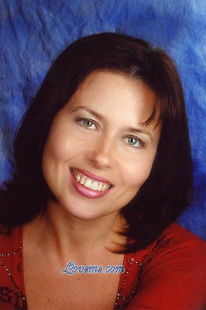 54391 - Elena Edad: 49 - Rusia