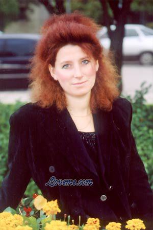 54517 - Ekaterina Edad: 44 - Rusia