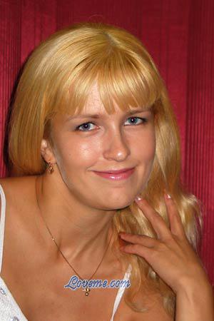 54825 - Elena Edad: 32 - Rusia
