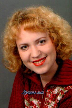 54938 - Elena Edad: 34 - Rusia