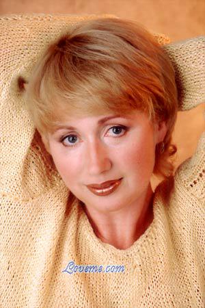 55045 - Elena Edad: 45 - Rusia