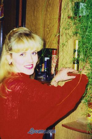 55261 - Olga Edad: 37 - Rusia