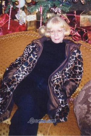 55768 - Olga Edad: 59 - Rusia