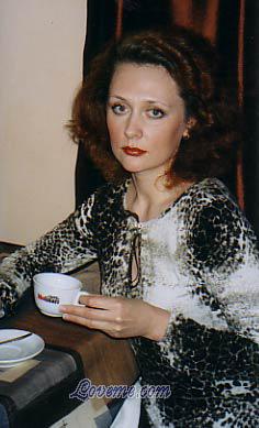 55982 - Inna Edad: 42 - Rusia