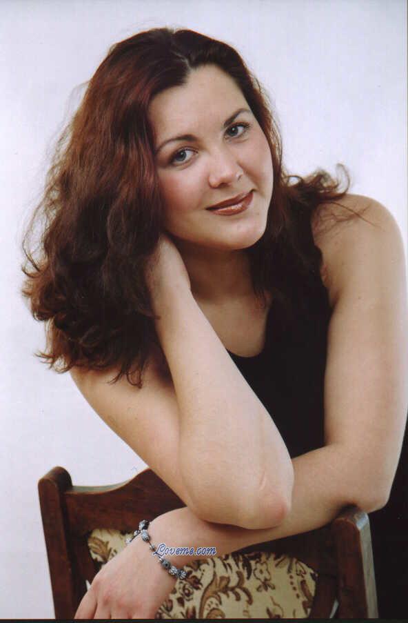 56193 - Ekaterina Edad: 35 - Rusia