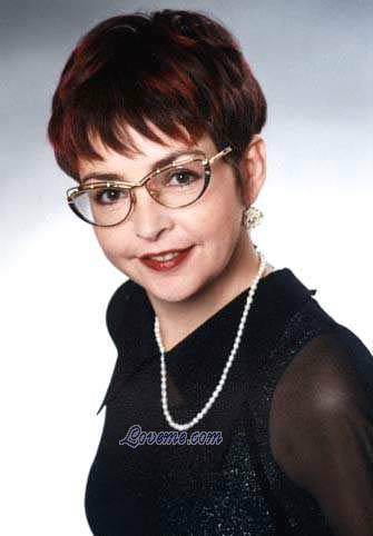 56373 - Goulnar Edad: 51 - Rusia