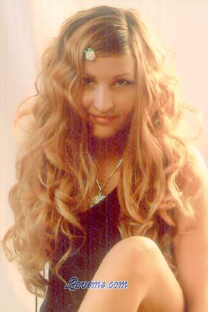 56818 - Kseniya Edad: 36 - Rusia