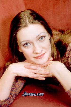 57212 - Anna Edad: 38 - Rusia