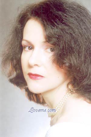 57224 - Elena Edad: 48 - Rusia