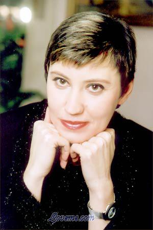 57519 - Elena Edad: 39 - Rusia