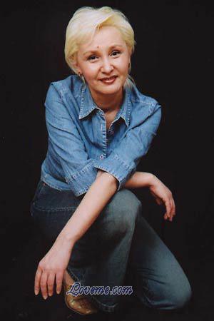 57806 - Rina Edad: 47 - Rusia