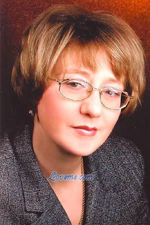 58873 - Alexandra Edad: 47 - Rusia