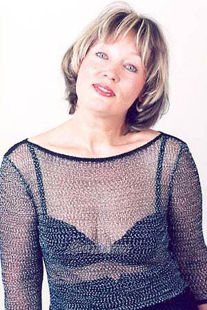 59056 - Irina Edad: 55 - Rusia