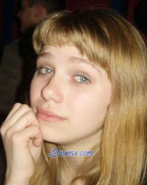 61452 - Alena Edad: 29 - Rusia