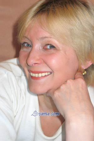 62044 - Alla Edad: 52 - Rusia
