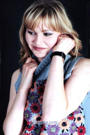 62512 - Ekaterina Edad: 30 - Rusia