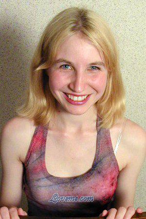 63105 - Lubov Edad: 28 - Rusia