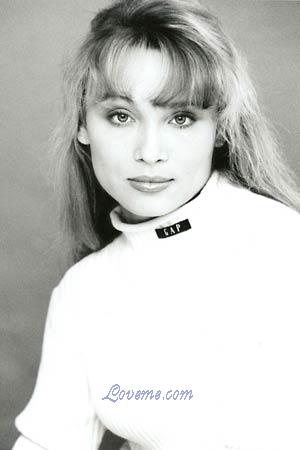 64054 - Anna Edad: 30 - Russia