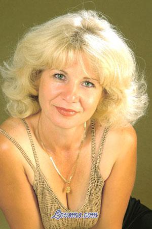 64566 - Elena Edad: 49 - Rusia