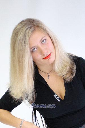 65694 - Natalia Edad: 34 - Rusia