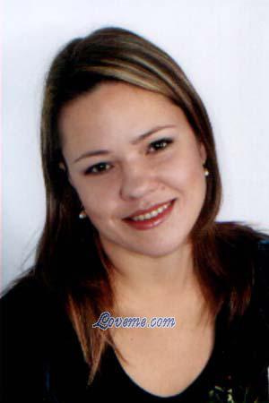66301 - Larisa Edad: 38 - Russia