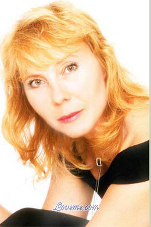 66648 - Irina Edad: 51 - Rusia