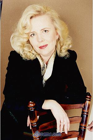 67737 - Elena Edad: 49 - Rusia