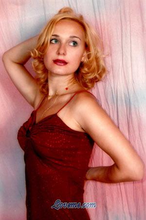 68002 - Natalia Edad: 36 - Russia