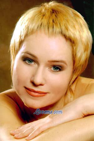 69030 - Oksana Edad: 39 - Russia