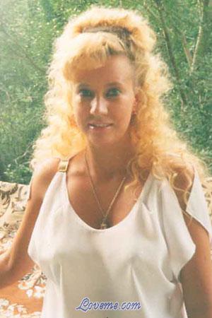 69691 - Natalia Edad: 36 - Rusia